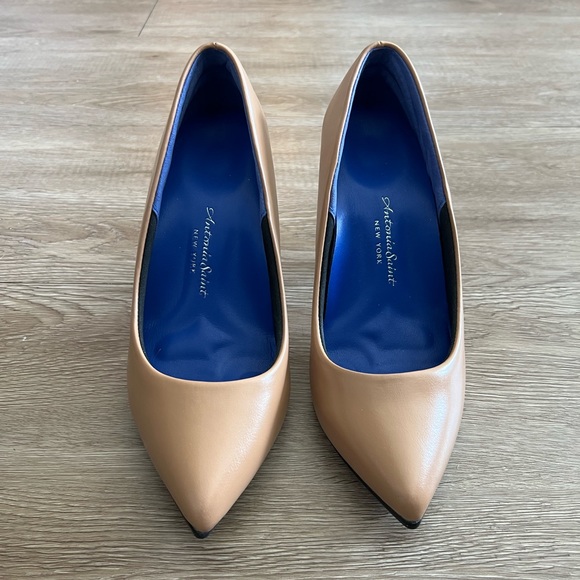 Antonia Saint- Victoria High Heel 2.0 - Picture 8 of 14